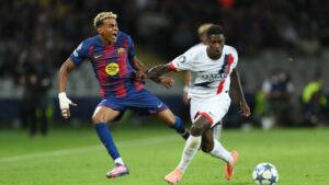 PSG được đánh giá cao hơn Barcelona